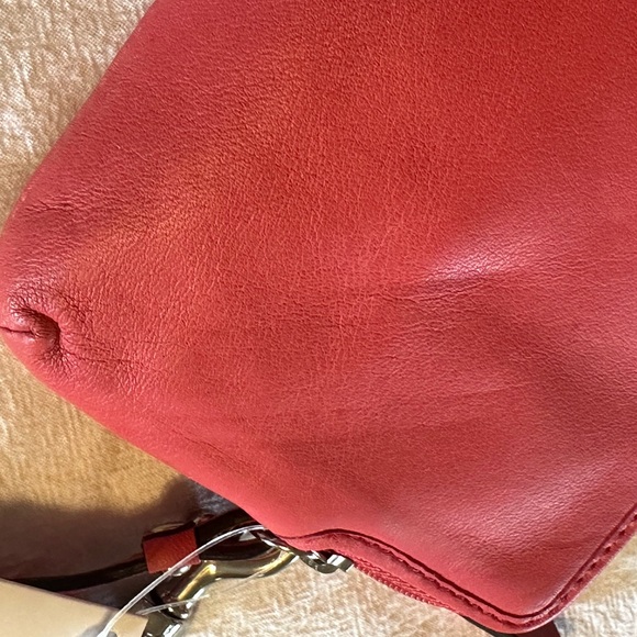 VTG NWT Coach Coral Pink Daisy Wristlet Clutch